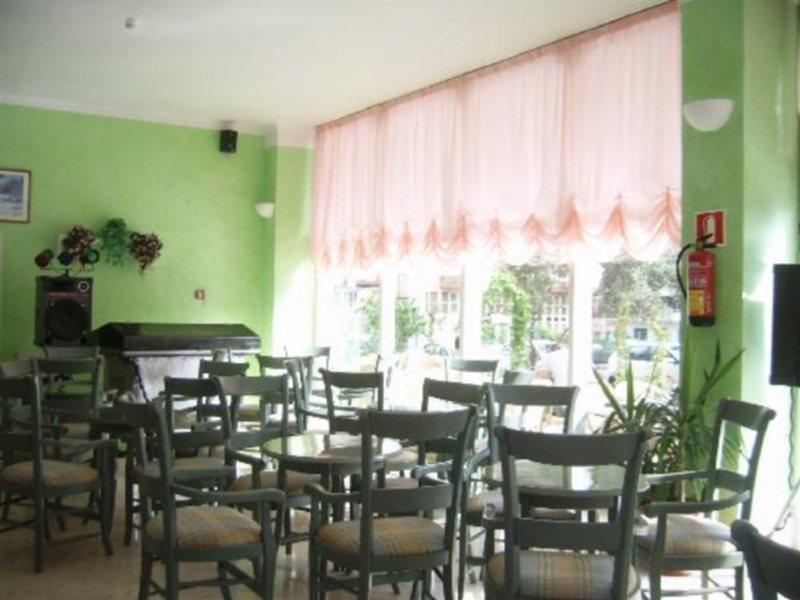 Cassandra Hotel